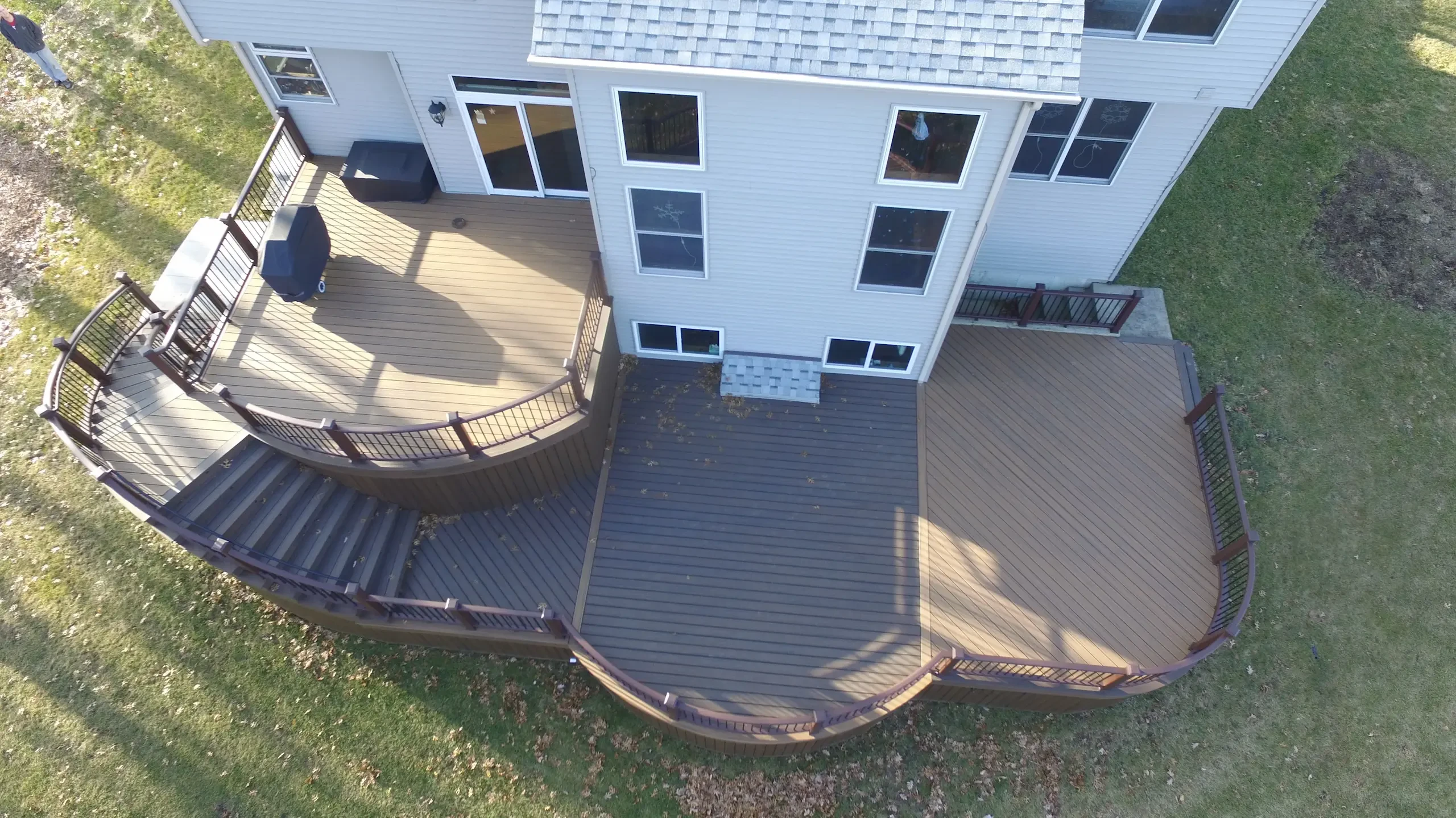 Two-tone composite decking in Naperville, IL.