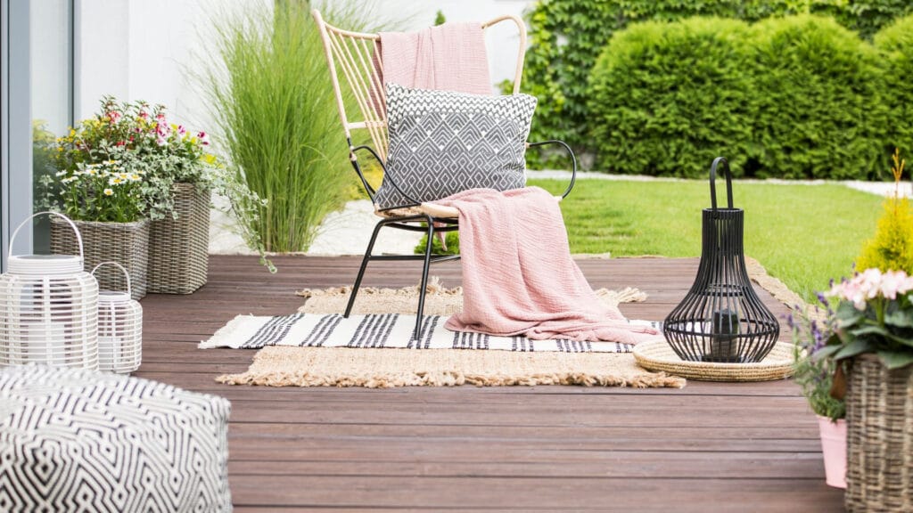 Floating deck rug