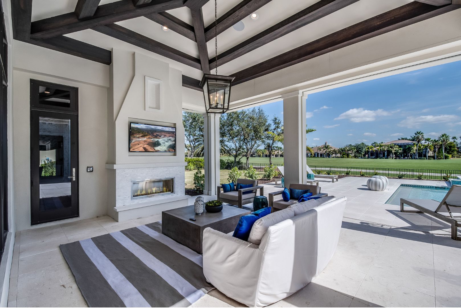 naperville outdoor living space