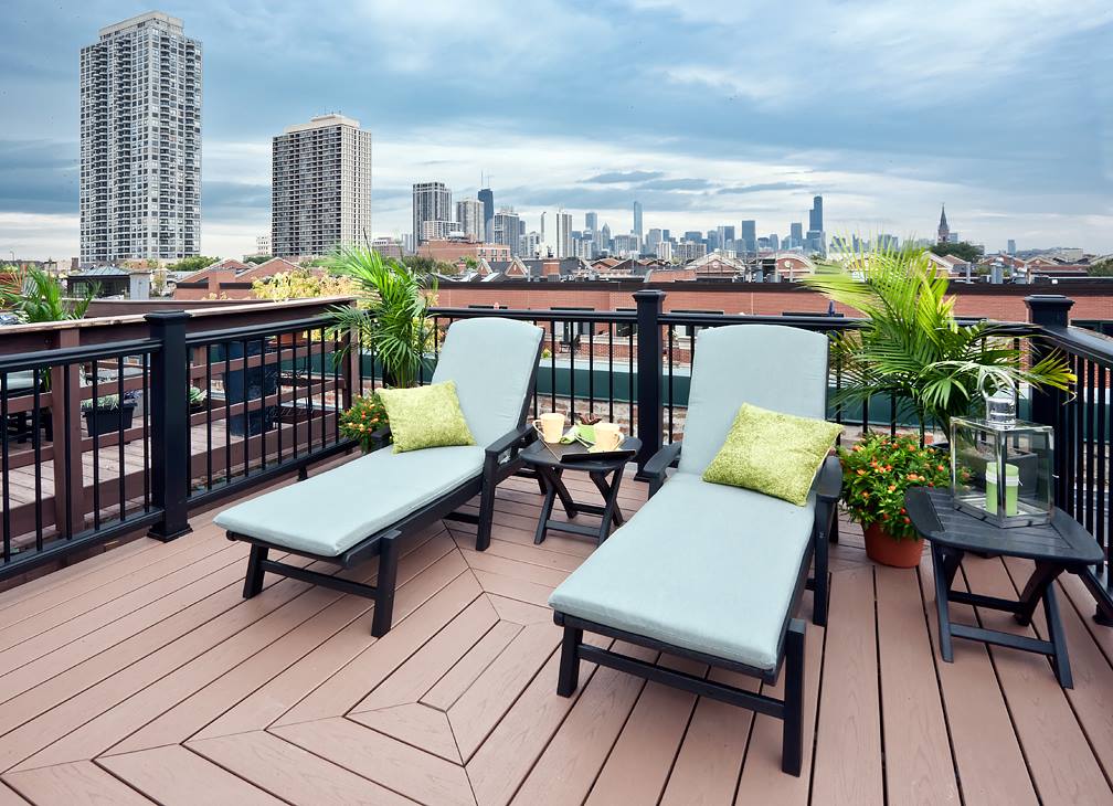 Built by Warners Decking in Chicago, IL for a deck give away sponsored by Trex Company.