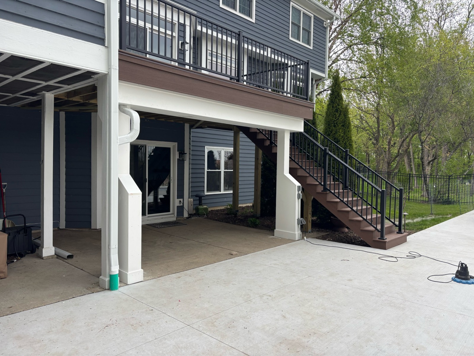 Raised trex composite deck completed in St. Charles by a deck contractor Warner's Decking