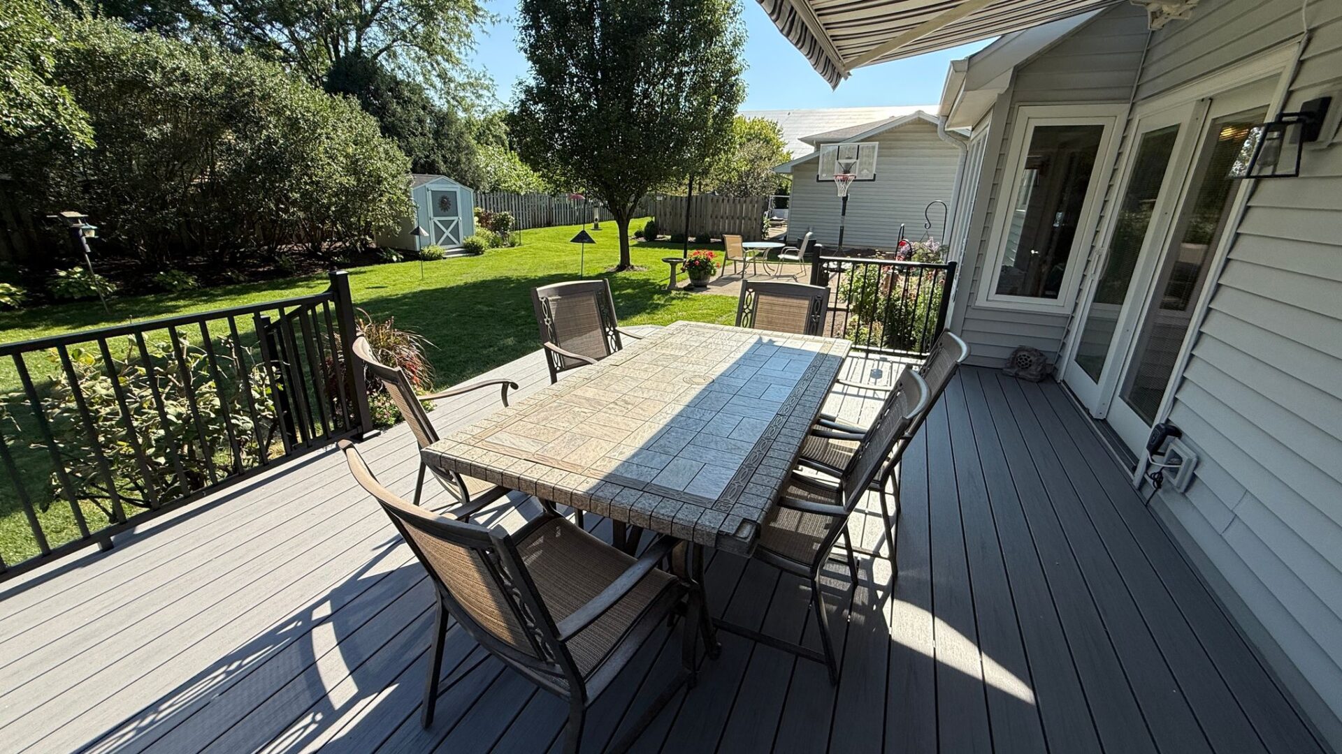 Perspective view from a composite deck in Naperville, IL