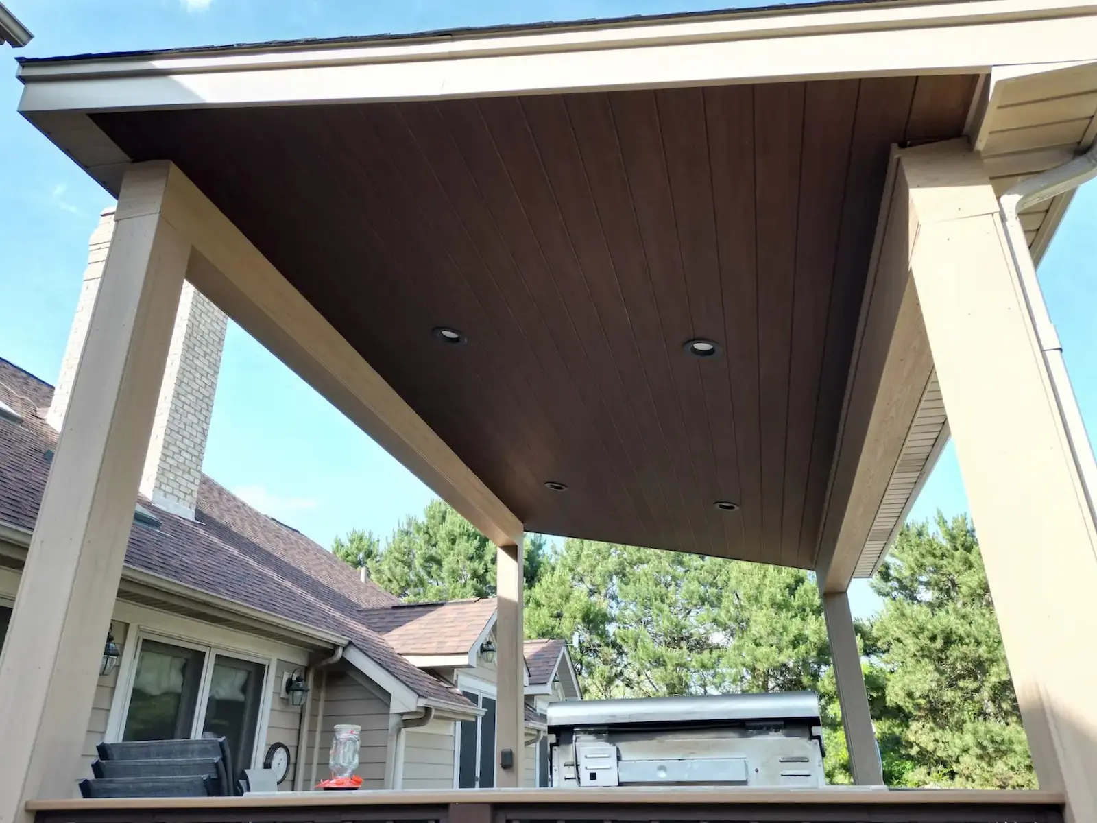 covered-deck-builders-chicago-suburbs-illinois (1) Covered deck with finished ceiling and integrated lighting